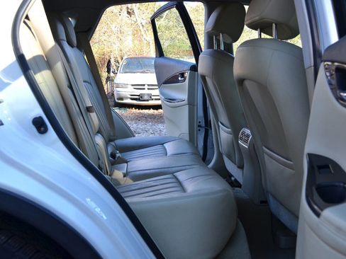 Used 2014 INFINITI QX50 Journey w/ Premium Package image 9