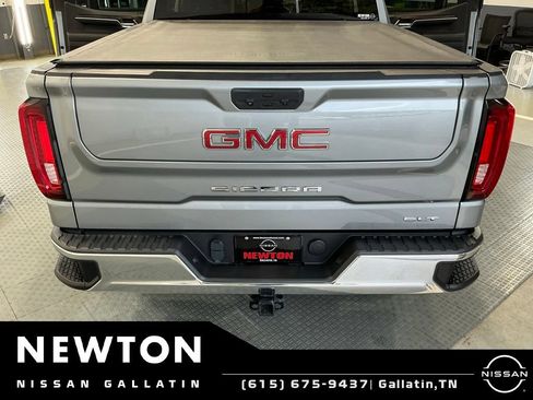 Used 2023 GMC Sierra 1500 SLT AWD/4WD image 17