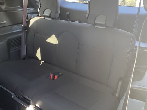 New 2026 Mitsubishi Outlander ES image 18