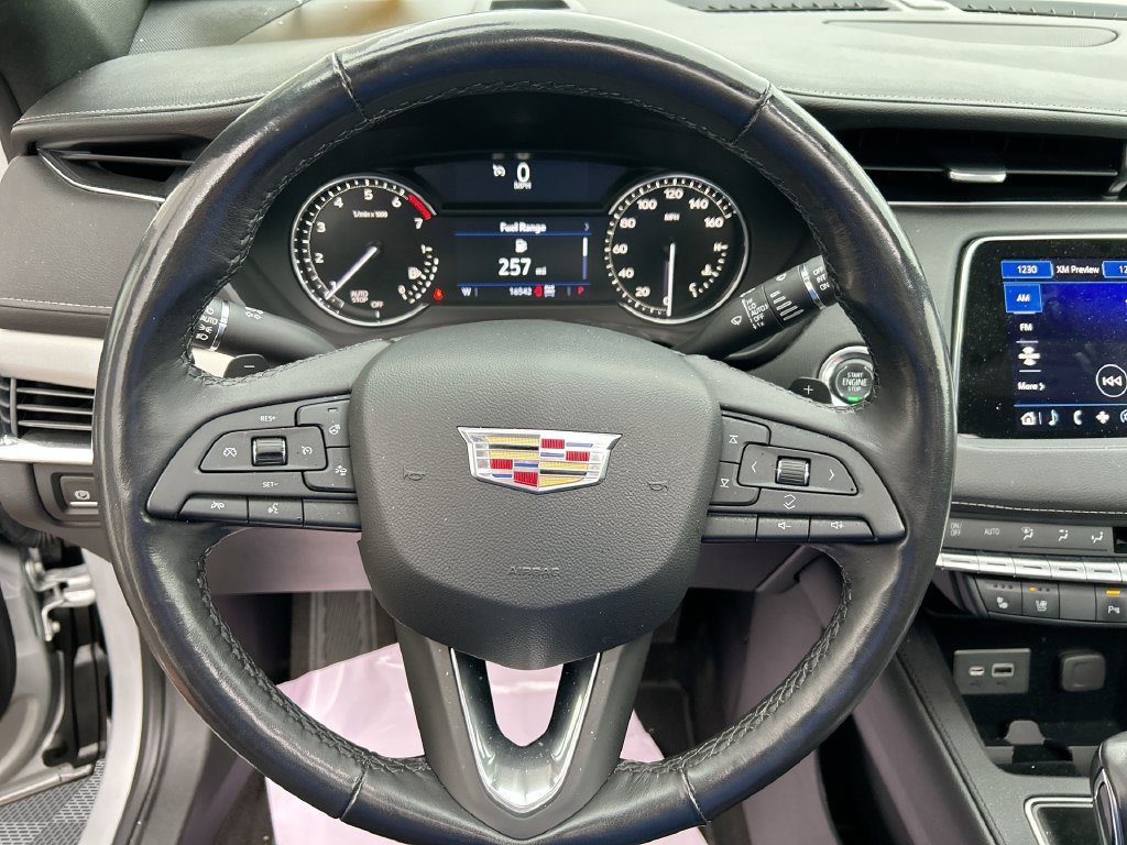 Used 2019 Cadillac XT4 Premium Luxury AWD/4WD image 29