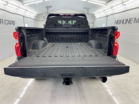 Used 2020 Chevrolet Silverado 2500 High Country w/ Z71 Off-Road Package AWD/4WD image 6