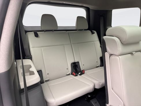 Used 2025 Hyundai Santa Fe Limited image 23