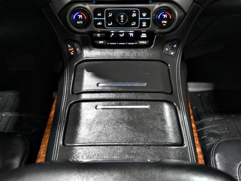 Used 2015 Chevrolet Tahoe LTZ AWD/4WD image 22