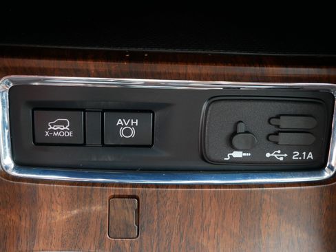 Used 2022 Subaru Ascent Touring AWD/4WD image 28