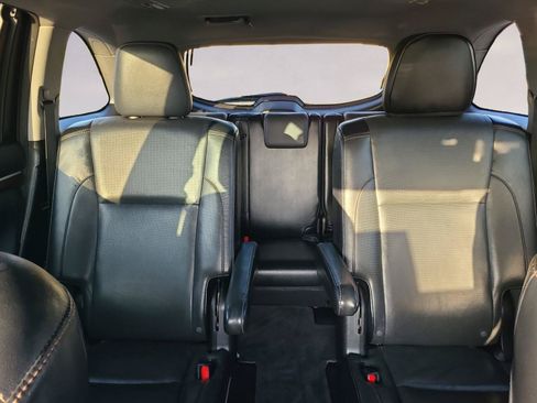 Used 2016 Toyota Highlander Limited Platinum AWD/4WD image 17