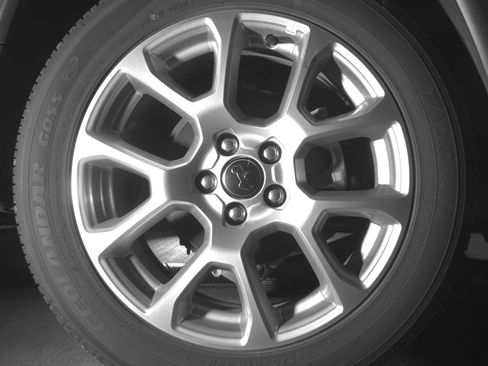 Used 2025 Jeep Compass Limited image 15