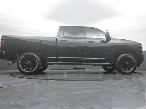 Used 2025 RAM 2500 Big Horn AWD/4WD image 54