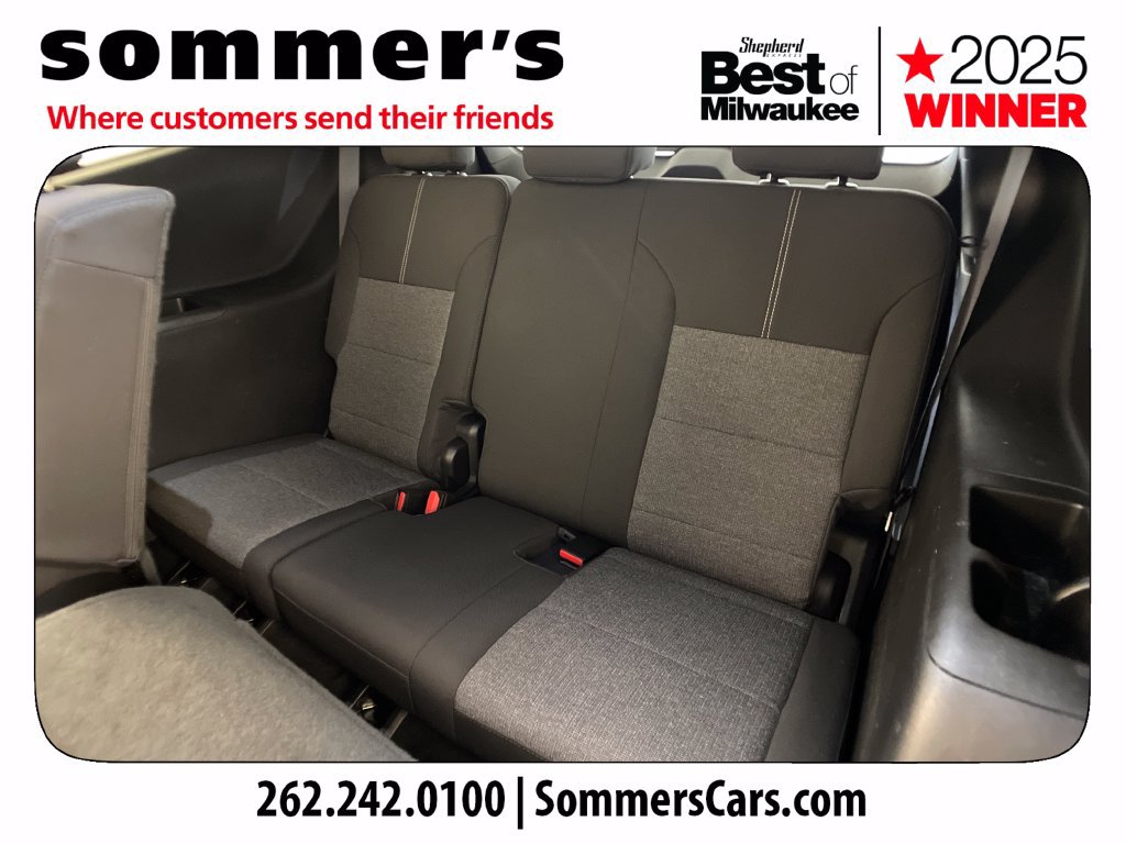 Used 2025 GMC Acadia Elevation AWD/4WD image 26