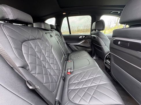 Used 2025 BMW X5 xDrive40i w/ Climate Comfort Package image 24
