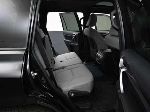 Used 2023 Lexus GX 460 w/ Black Line Special Edition image 39