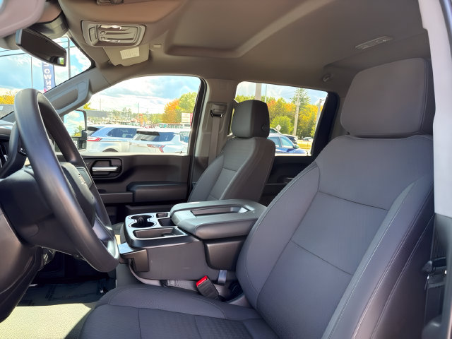 Used 2025 Chevrolet Silverado 2500 Custom w/ Custom Value Package AWD/4WD image 18