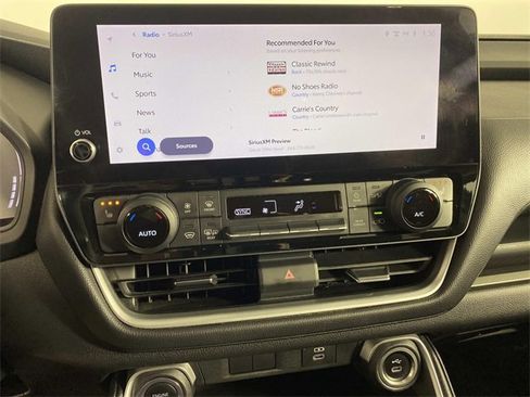 Used 2024 Toyota Grand Highlander XLE image 20