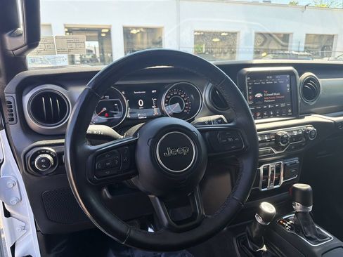 Used 2022 Jeep Gladiator Sport AWD/4WD image 20