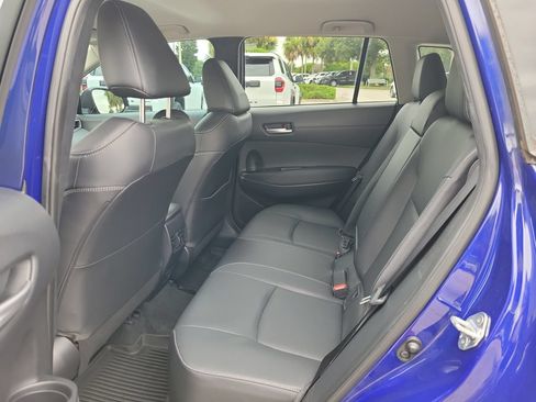 Used 2022 Toyota Corolla Cross XLE FWD image 10