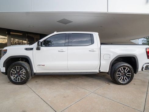 Used 2025 GMC Sierra 1500 AT4 w/ AT4 Premium Package image 4