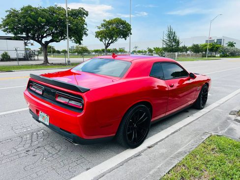 Used 2022 Dodge Challenger R/T Scat Pack w/ 1320 Plus Group RWD image 5