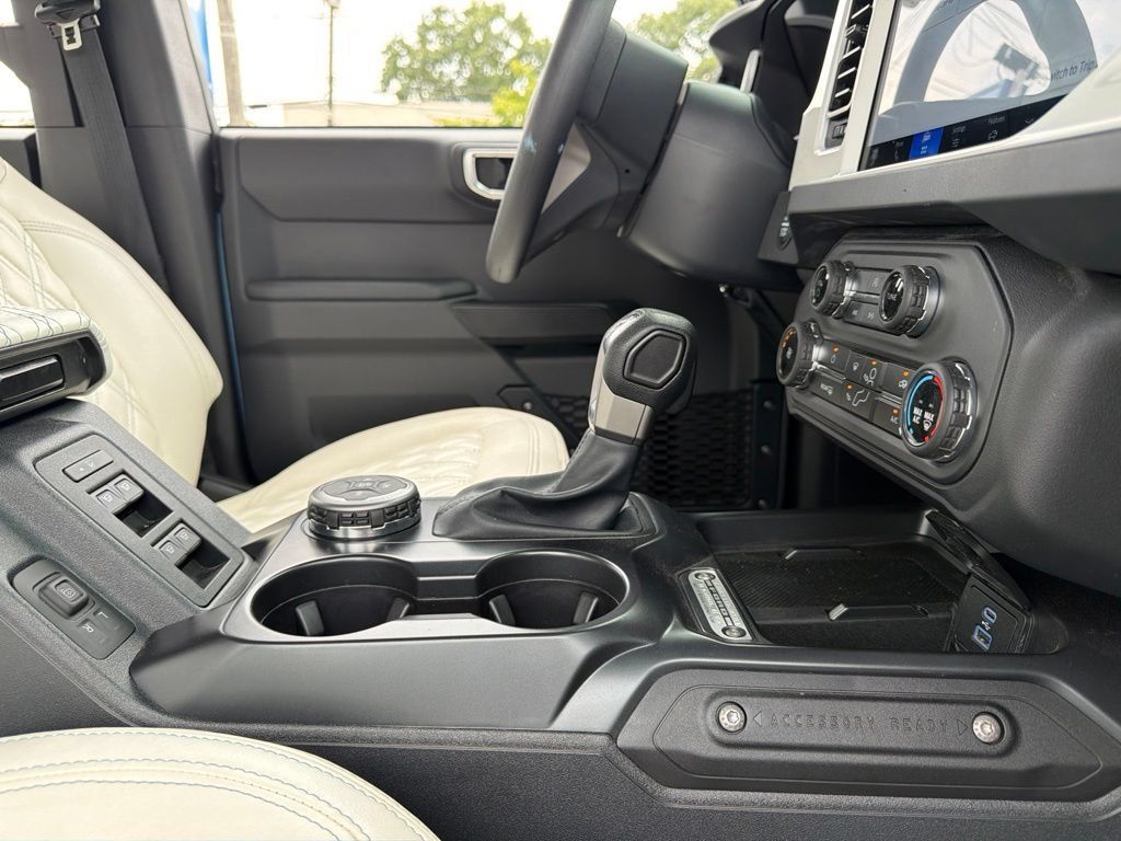 Used 2025 Ford Bronco 4-Door AWD/4WD image 24