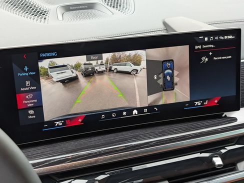 Used 2026 BMW X7 M60i AWD/4WD image 28