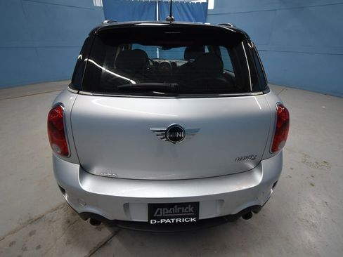Used 2011 MINI Cooper Countryman S image 32