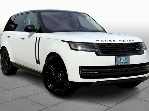 Used 2023 Land Rover Range Rover SE AWD/4WD image 3