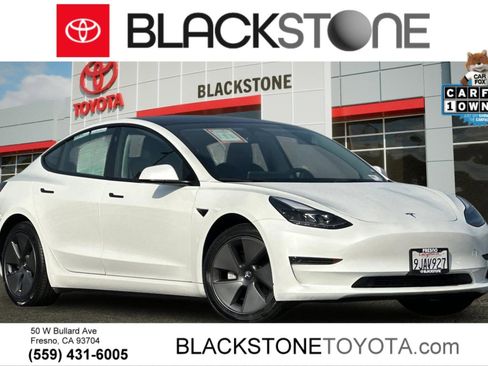 Used 2023 Tesla Model 3 Standard Range image 1