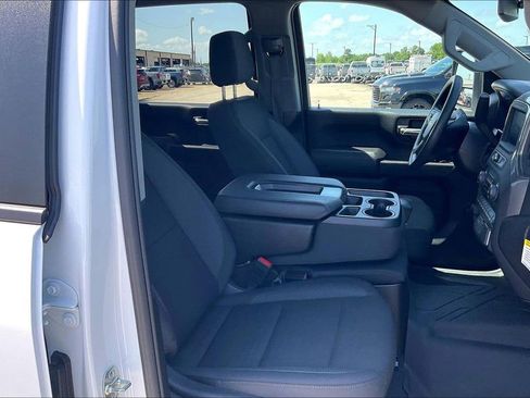 Used 2025 Chevrolet Silverado 2500 Custom w/ Custom Value Package AWD/4WD image 30