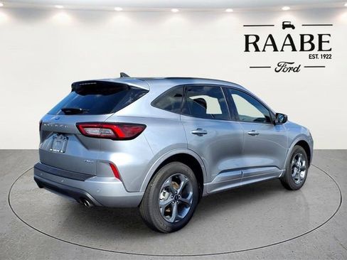 Used 2024 Ford Escape ST-Line w/ Tech Pack #1 AWD/4WD image 7