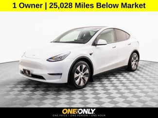 Used 2022 Tesla Model Y Long Range video 1