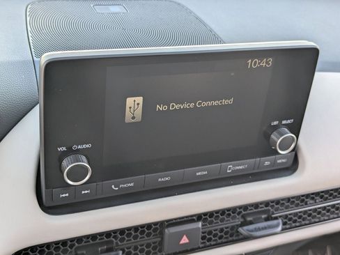 Certified 2025 Honda HR-V LX image 24