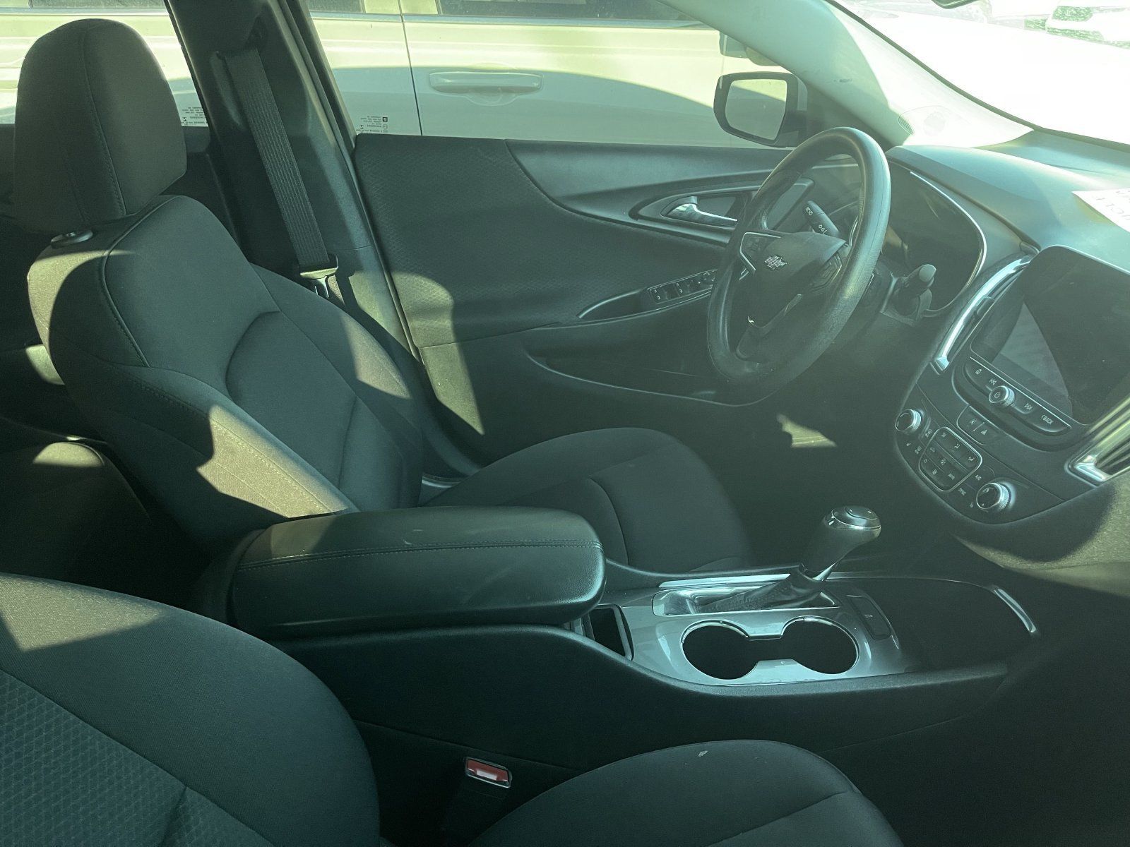 Used 2020 Chevrolet Malibu LT FWD image 7