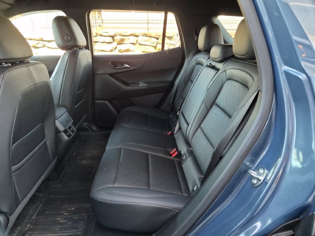 Used 2026 Chevrolet Equinox LT w/ Convenience Package II AWD/4WD image 30