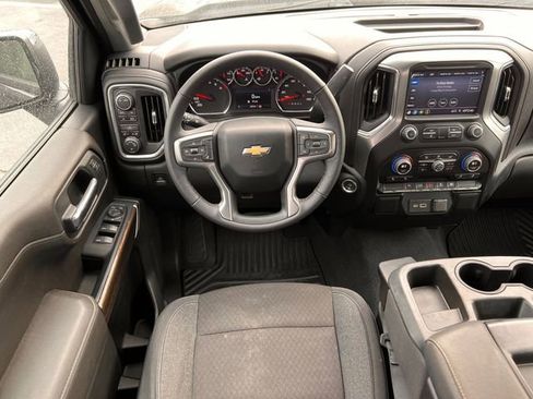 Used 2022 Chevrolet Silverado 1500 LT image 28