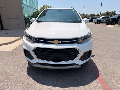 Used 2018 Chevrolet Trax LT w/ LT Convenience Package FWD image 15
