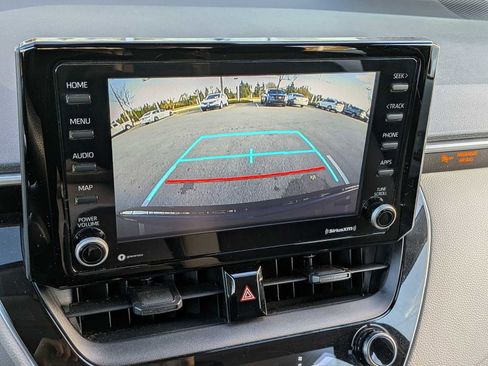 Used 2022 Toyota Corolla LE image 26