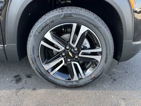 New 2026 Chevrolet TrailBlazer LT w/ LPO, Blackout Package image 13