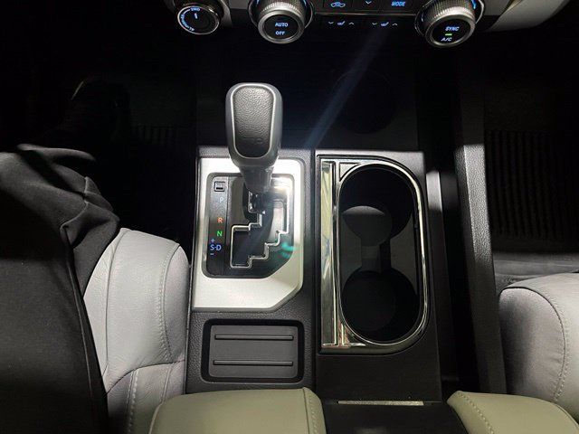 Certified 2021 Toyota Tundra Limited w/ Limited Premium Package AWD/4WD image 21