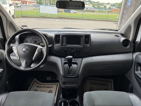 Used 2020 Nissan NV200 SV w/ Back Door Glass Package FWD image 7