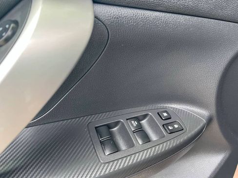 Used 2020 Mitsubishi Eclipse Cross SE image 9