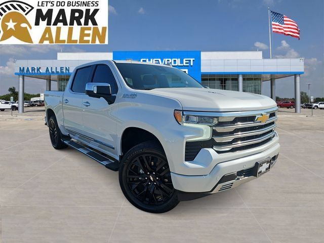 Used 2024 Chevrolet Silverado 1500 High Country w/ High Country Premium Package AWD/4WD image 1