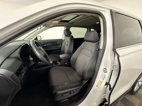 Used 2025 Honda CR-V EX image 14