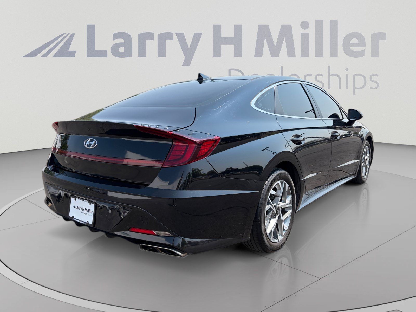 Used 2023 Hyundai Sonata SEL FWD image 5