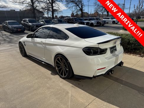 Used 2017 BMW M4 Coupe image 8