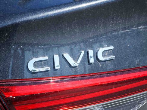 Used 2024 Honda Civic LX image 9