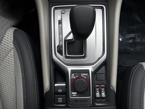 Used 2020 Subaru Forester Premium image 29