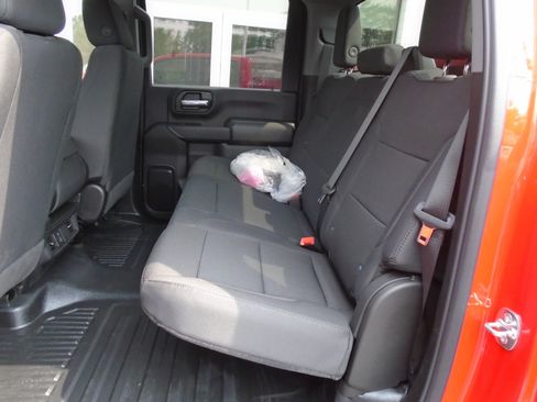 New 2025 GMC Sierra 3500 Pro w/ Convenience Package image 18