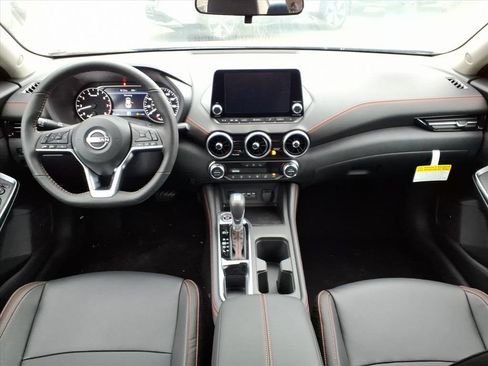 New 2025 Nissan Sentra SR w/ SR Premium Package image 7