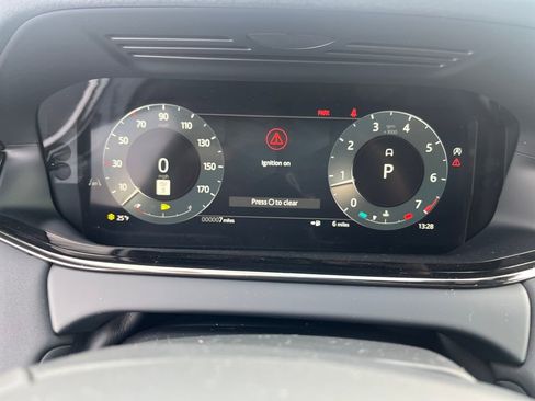 New 2026 Land Rover Range Rover Evoque Dynamic SE AWD/4WD image 15
