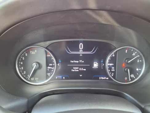 Used 2023 Buick Enclave Avenir image 39