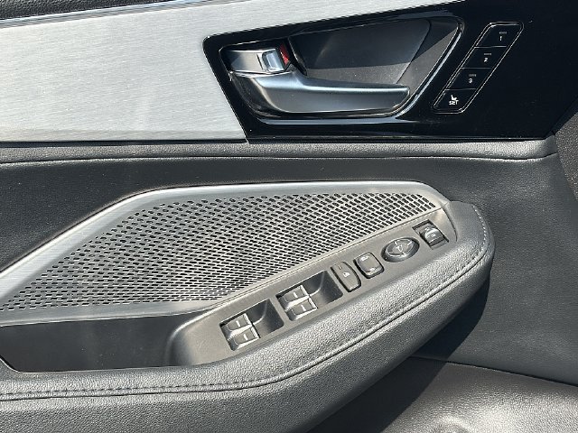 Used 2023 Acura MDX FWD image 21