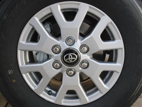 New 2025 Toyota Tacoma SR5 image 19